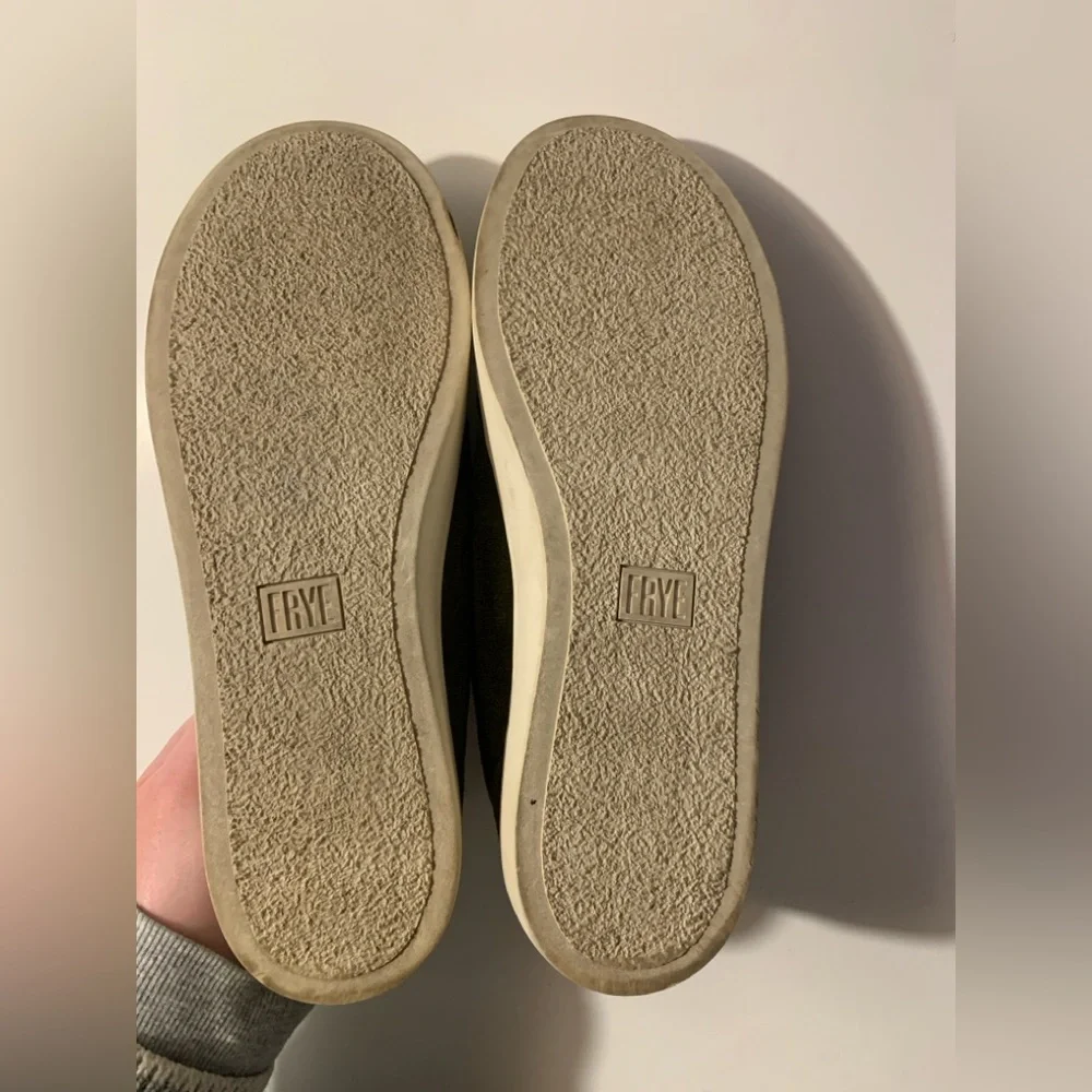Frye Lena Zip Low Sneakers Olive Green Size 8.5 - Picture 2 of 6
